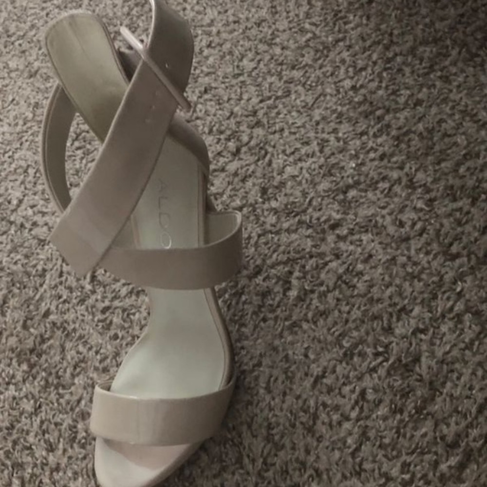 Woman shoes